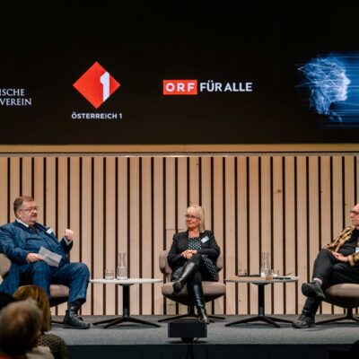 29PHILO_Dienstag_Dialog1©LässigerPhotography-7.jpg