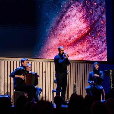 PH25_Samstag_Faltenradio©StefanieLässer-42.jpg