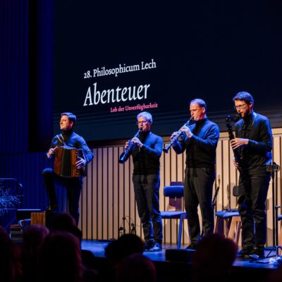 PH25_Samstag_Faltenradio©StefanieLässer-44.jpg